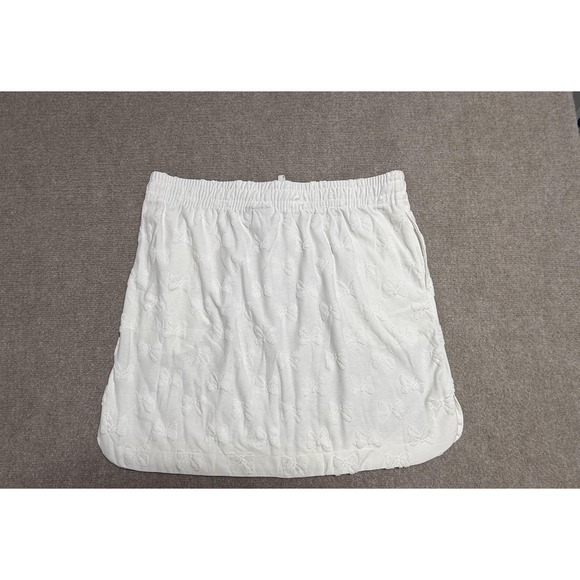 Disney Minnie Mouse Skirt Womens Medium White Bow Embossed‎ Lounge Pajama Shorts - Picture 9 of 10